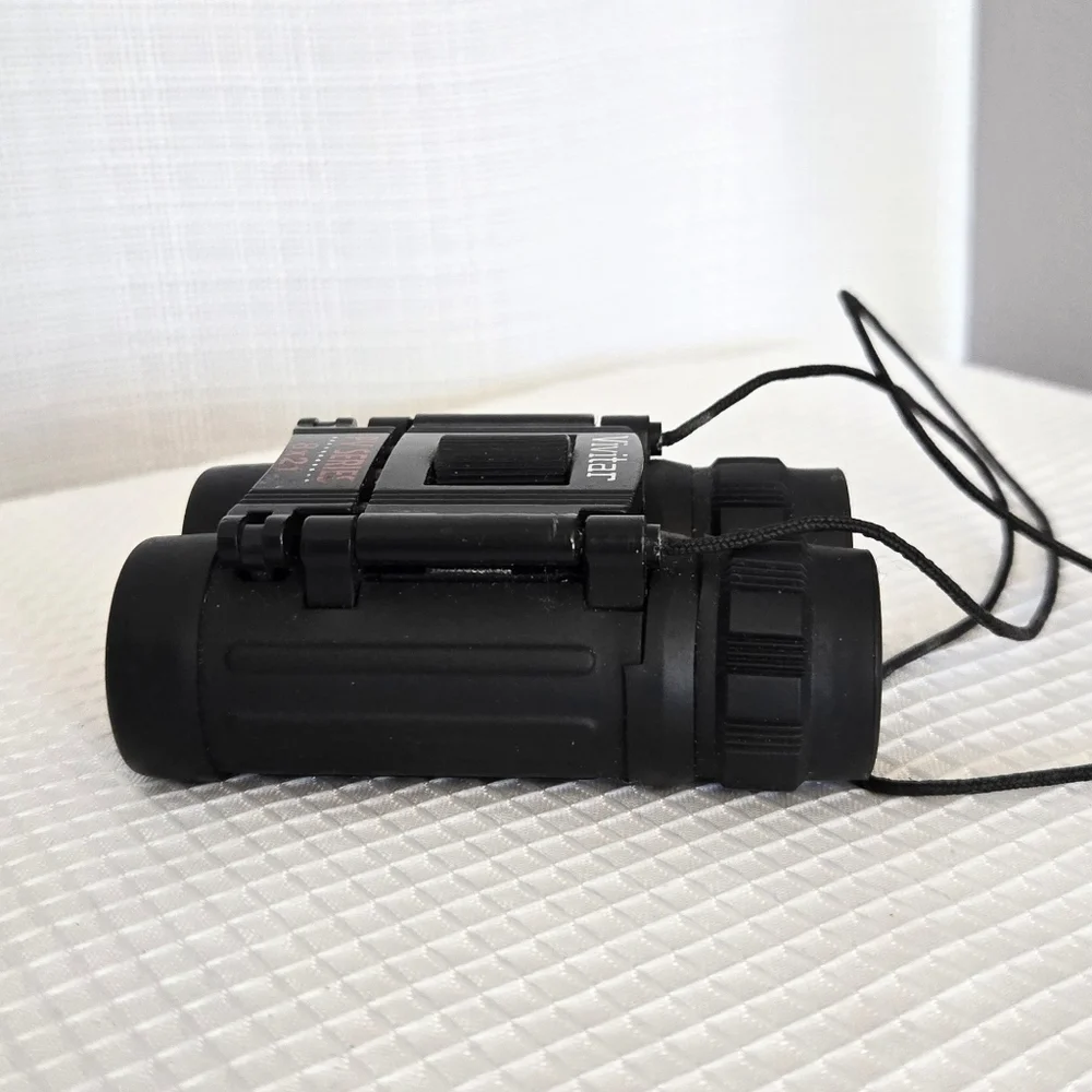Vivitar PV Series Folding Binoculars 8x21 Compact Sight Seeing Bird Watching